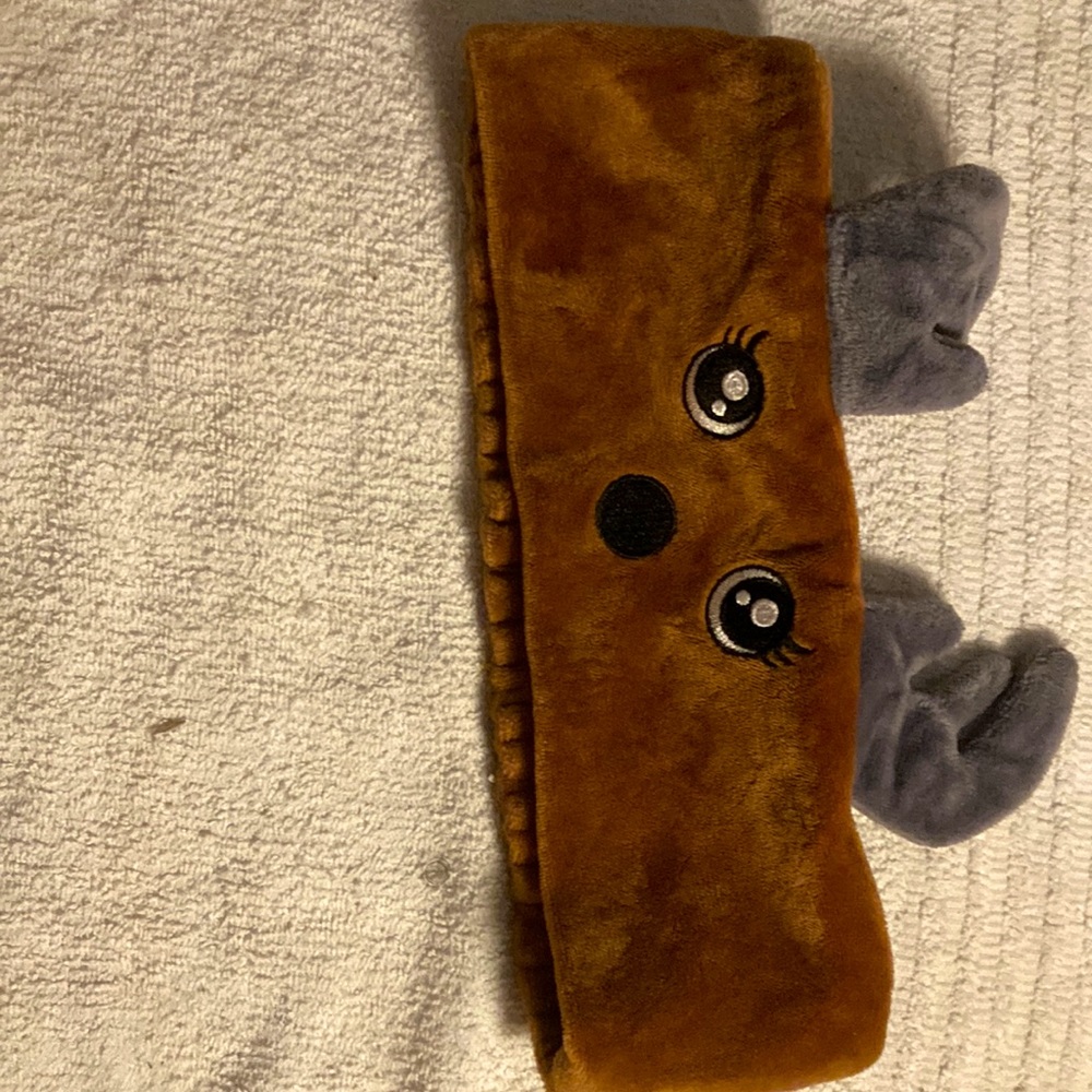 Something to put around your head, great for Christmas,great for sleep